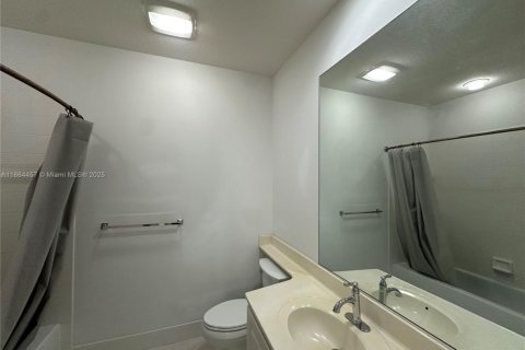 Townhouse in Palm Beach Gardens, Florida 3 bedrooms, 145.86 sq.m. № 1892690 - photo 28