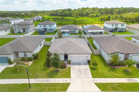 Villa ou maison à vendre à Zephyrhills, Floride: 3 chambres, 139.91 m2 № 1917952 - photo 2