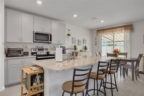 Villa ou maison à vendre à Zephyrhills, Floride: 3 chambres, 139.91 m2 № 1917952 - photo 12
