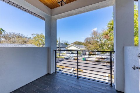 Casa en alquiler en Tampa, Florida, 4 dormitorios, 233.56 m2 № 1847278 - foto 25