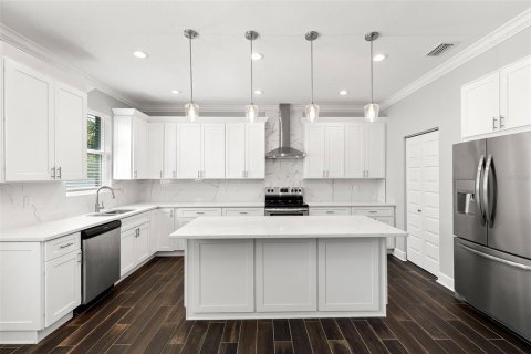 Casa en alquiler en Tampa, Florida, 4 dormitorios, 233.56 m2 № 1847278 - foto 5