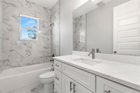 Casa en alquiler en Tampa, Florida, 4 dormitorios, 233.56 m2 № 1847278 - foto 18