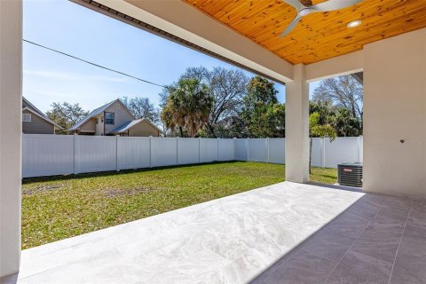 Casa en alquiler en Tampa, Florida, 4 dormitorios, 233.56 m2 № 1847278 - foto 26