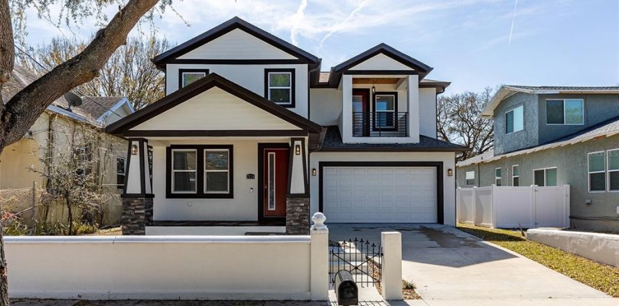 Casa en Tampa, Florida 4 dormitorios, 233.56 m2 № 1847278