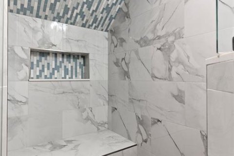 Casa en alquiler en Tampa, Florida, 4 dormitorios, 233.56 m2 № 1847278 - foto 22