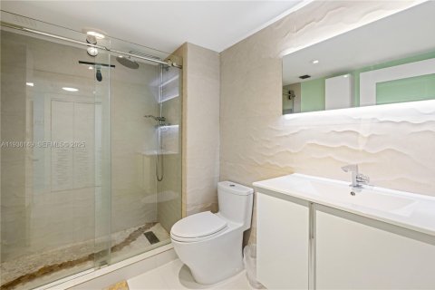 Copropriété à vendre à Miami Beach, Floride: 2 chambres, 106.56 m2 № 1994301 - photo 17