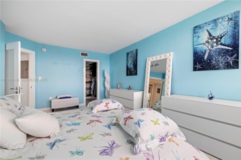 Copropriété à vendre à Miami Beach, Floride: 2 chambres, 106.56 m2 № 1994301 - photo 10