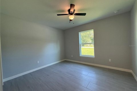 House in Dunnellon, Florida 3 bedrooms, 128.21 sq.m. № 1912645 - photo 5