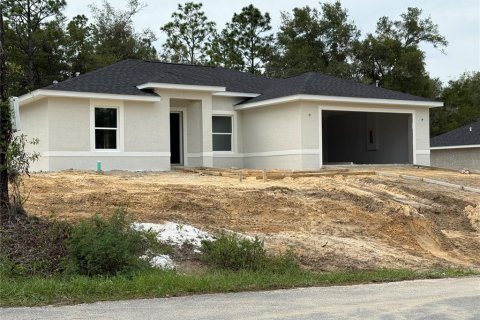 House in Dunnellon, Florida 3 bedrooms, 128.21 sq.m. № 1912645 - photo 1