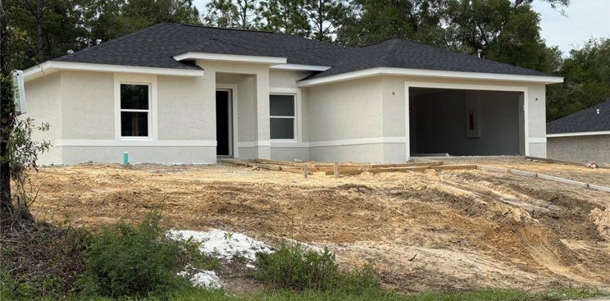 House in Dunnellon, Florida 3 bedrooms, 128.21 sq.m. № 1912645