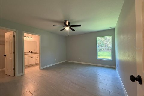 House in Dunnellon, Florida 3 bedrooms, 128.21 sq.m. № 1912645 - photo 11