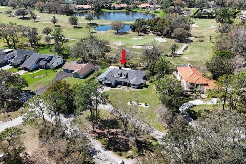 Casa en venta en Wesley Chapel, Florida, 6 dormitorios, 348.01 m2 № 2217252 - foto 2