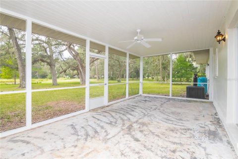 House in Brooksville, Florida 2 bedrooms, 176.7 sq.m. № 1217893 - photo 24