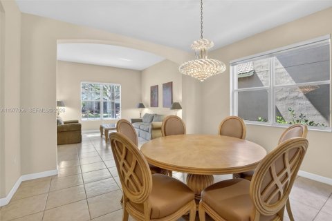 Casa en venta en Weston, Florida, 5 dormitorios, 392.51 m2 № 2052676 - foto 16