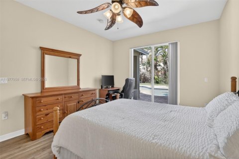 Casa en venta en Weston, Florida, 5 dormitorios, 392.51 m2 № 2052676 - foto 27