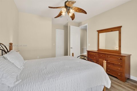Casa en venta en Weston, Florida, 5 dormitorios, 392.51 m2 № 2052676 - foto 28