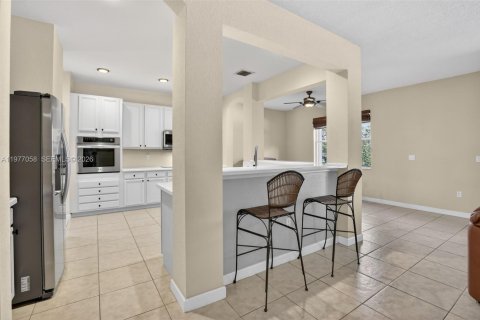 Casa en venta en Weston, Florida, 5 dormitorios, 392.51 m2 № 2052676 - foto 8