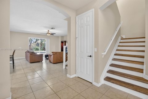 Casa en venta en Weston, Florida, 5 dormitorios, 392.51 m2 № 2052676 - foto 18