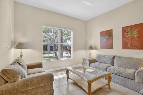 Casa en venta en Weston, Florida, 5 dormitorios, 392.51 m2 № 2052676 - foto 10