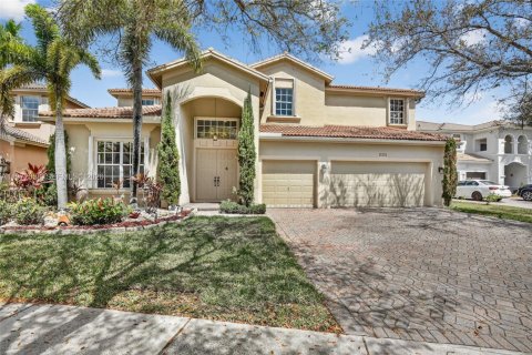 Casa en venta en Weston, Florida, 5 dormitorios, 392.51 m2 № 2052676 - foto 2