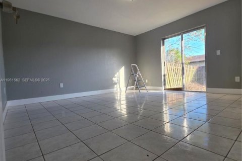 Купить таунхаус в Хомстед, Флорида 2 спальни, 85.47м2, № 2024297 - фото 11