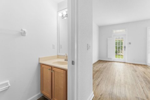 Touwnhouse à vendre à Palm Beach Gardens, Floride: 3 chambres, 158.49 m2 № 2077787 - photo 5