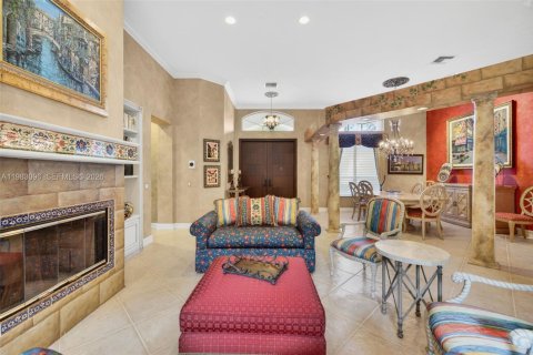 Villa ou maison à vendre à Pembroke Pines, Floride: 5 chambres, 327.57 m2 № 2060752 - photo 22