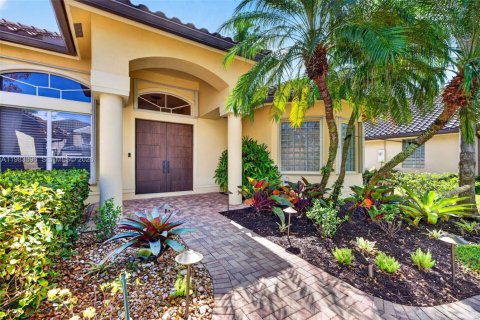 Villa ou maison à vendre à Pembroke Pines, Floride: 5 chambres, 327.57 m2 № 2060752 - photo 13