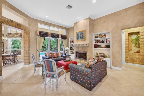 Villa ou maison à vendre à Pembroke Pines, Floride: 5 chambres, 327.57 m2 № 2060752 - photo 16