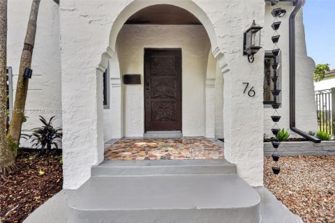 Villa ou maison à vendre à Miami Shores, Floride: 4 chambres, 155.43 m2 № 2250964 - photo 3