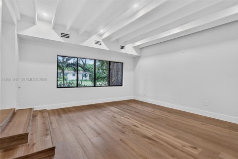 Villa ou maison à vendre à Miami Shores, Floride: 4 chambres, 155.43 m2 № 2250964 - photo 11