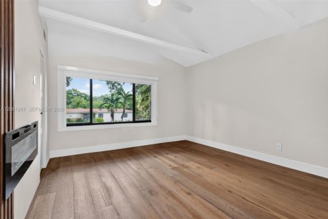 Villa ou maison à vendre à Miami Shores, Floride: 4 chambres, 155.43 m2 № 2250964 - photo 28