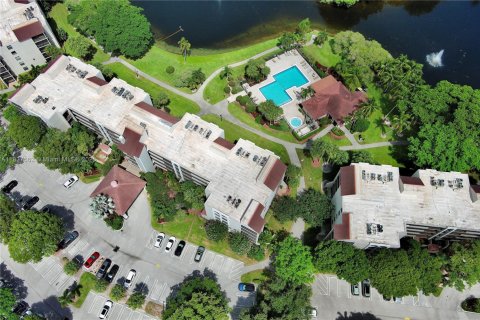 Condo in Delray Beach, Florida, 1 bedroom  № 1992767 - photo 18