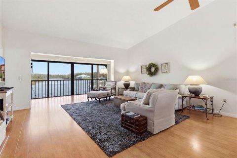 Condo in Crystal River, Florida, 2 bedrooms  № 2321304 - photo 5