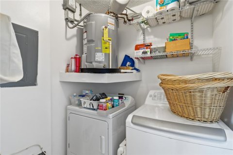 Condo in Crystal River, Florida, 2 bedrooms  № 2321304 - photo 20