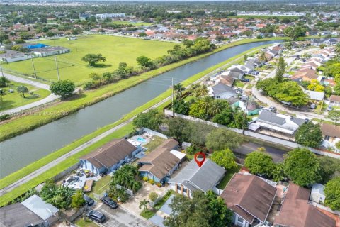 Купить виллу или дом в Майами, Флорида 3 спальни, 119.57м2, № 1946011 - фото 29