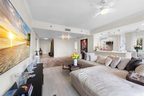 Copropriété à louer à Miami Beach, Floride: 3 chambres, 190.36 m2 № 1859297 - photo 3