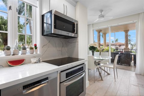 Copropriété à louer à Miami Beach, Floride: 3 chambres, 190.36 m2 № 1859297 - photo 6