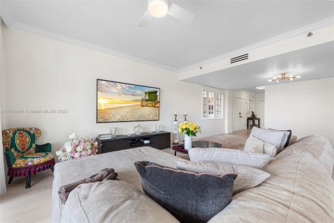 Copropriété à louer à Miami Beach, Floride: 3 chambres, 190.36 m2 № 1859297 - photo 11