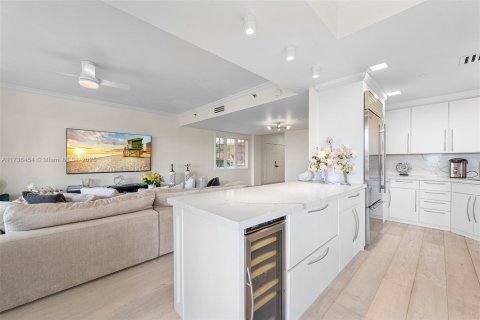 Copropriété à louer à Miami Beach, Floride: 3 chambres, 190.36 m2 № 1859297 - photo 4