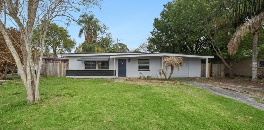 Villa ou maison à Altamonte Springs, Floride 3 chambres, 151.99 m2 № 2196979