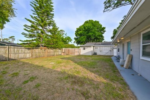 House in Largo, Florida 26.01 sq.m. № 2114659 - photo 4
