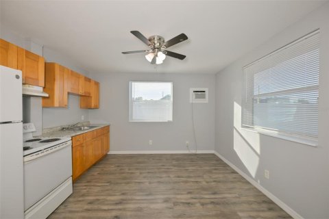 House in Largo, Florida 26.01 sq.m. № 2114659 - photo 7
