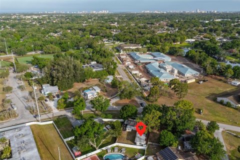 House in Largo, Florida 26.01 sq.m. № 2114659 - photo 19