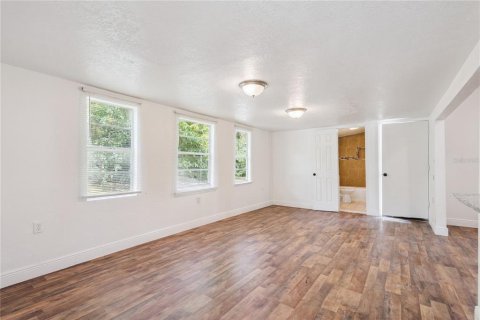 Propiedad comercial en venta en Orlando, Florida, 6 dormitorios, 178.09 m2 № 2398391 - foto 19