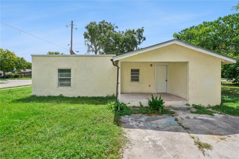 Propiedad comercial en venta en Orlando, Florida, 6 dormitorios, 178.09 m2 № 2398391 - foto 2