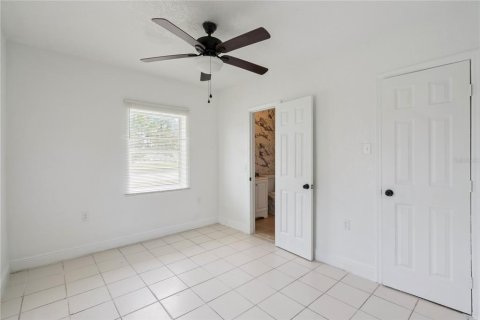 Propiedad comercial en venta en Orlando, Florida, 6 dormitorios, 178.09 m2 № 2398391 - foto 25