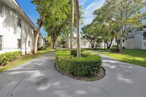 Copropriété à louer à Palmetto Bay, Floride: 2 chambres, 74.41 m2 № 1881883 - photo 22