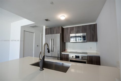 Купить кондоминиум в Майами, Флорида 1 спальня, 69.03м2, № 2044829 - фото 12