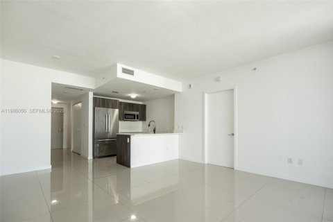 Купить кондоминиум в Майами, Флорида 1 спальня, 69.03м2, № 2044829 - фото 14